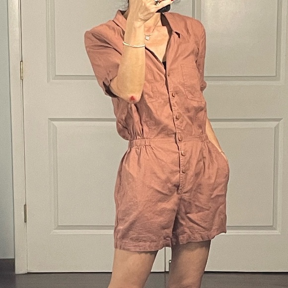 Urban Outfitters Linen Blend Romper size S - Picture 2 of 11